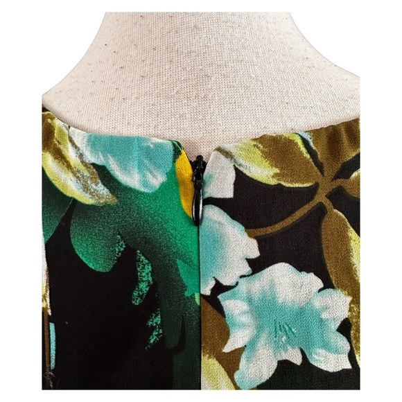 ROBBIE BEE Signature Women’s Sleeveless Dress Size 6 Floral Beaded Pleated Bust - Picture 6 of 8